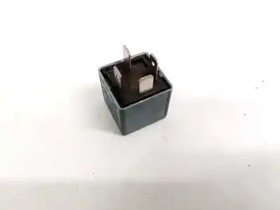 Second-hand car spare part relay for audi a4 avant (b5) 1.9 tdi oem iam references 8d0951253a  