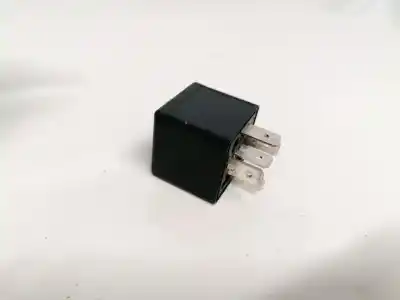 Pezzo di ricambio per auto di seconda mano relè per volvo v50 (545) 2.0 d riferimenti oem iam 9441160  v23134-a52-x345