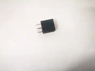 Pezzo di ricambio per auto di seconda mano relè per volvo v50 (545) 2.4 riferimenti oem iam 9441161  