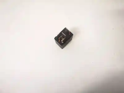 Pezzo di ricambio per auto di seconda mano relè per volvo v50 (545) 2.4 riferimenti oem iam 9441161  