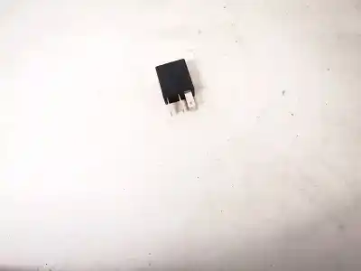 Second-hand car spare part relay for opel astra g caravan 1.7 16v dti cat (y 17 dt / lr6) oem iam references 90229206  