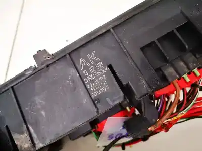 Second-hand car spare part fuse box unit for opel vectra c (z02) 2.2 dti 16v (f69) oem iam references 13112918  13112918ak, 519038004