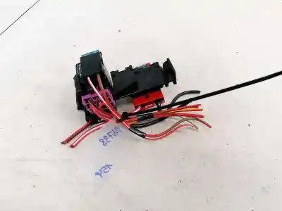 Автозапчастина б/у реле/запоперівник для audi a6, c5 2001.08 - 2005.01 facelift 2.5 tdi 114kw 2001.08 - 2005.01 посилання на oem iam 8a0937530  