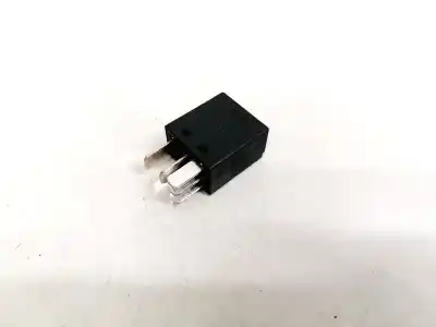 Pezzo di ricambio per auto di seconda mano relè per volvo v50 (545) 1.6 d riferimenti oem iam 9441161  