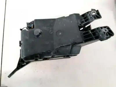 Second-hand car spare part fuse box unit for toyota rav 4 (a3) 2.2 turbodiesel cat oem iam references   