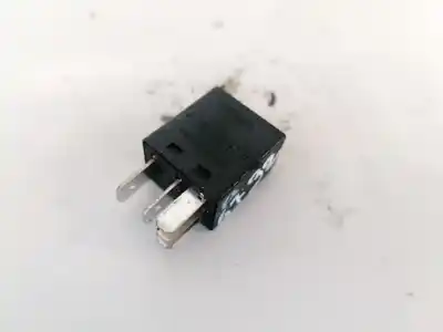 Pezzo di ricambio per auto di seconda mano relè per volkswagen passat b6 variant (3c5) 2.0 fsi riferimenti oem iam 7m0951253c  051732a