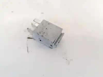 Second-hand car spare part relay for volkswagen passat b6 variant (3c5) 2.0 fsi oem iam references 1k0951253  