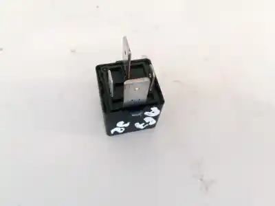 Second-hand car spare part relay for volkswagen passat b6 variant (3c5) 2.0 fsi oem iam references 1k0951253a  v23134-j52-x430