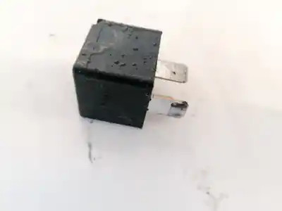 Second-hand car spare part relay for volkswagen passat b6 variant (3c5) 2.0 fsi oem iam references 7m0951253a  v23136-j6-x45