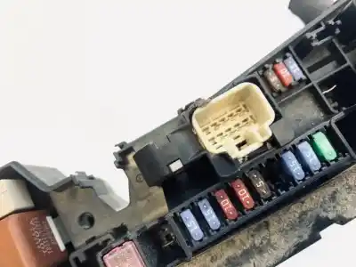 Second-hand car spare part fuse box unit for toyota corolla (_e12_) 1.6 vvt-i (zze121_) oem iam references   