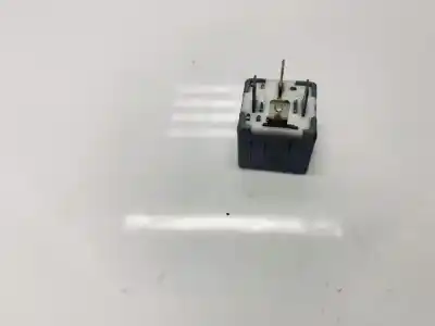 Second-hand car spare part relay for volkswagen passat variant (3b5) 1.9 tdi oem iam references 8d0951253a  899313000