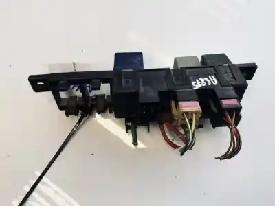 Second-hand car spare part fuse box unit for volkswagen passat variant (3b5) 1.9 tdi oem iam references 8l0941822a  896083000