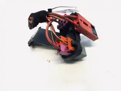 Second-hand car spare part relay for audi a6 avant (4b5) 2.5 tdi oem iam references 8d0951253  v23134352x30