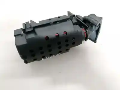 Second-hand car spare part fuse box unit for opel meriva b 1.7 16v cdti oem iam references   