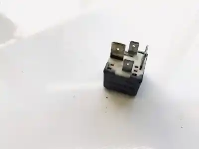 Second-hand car spare part relay for audi a6 avant (4b5) 1.9 tdi oem iam references 8d0951253  899312000