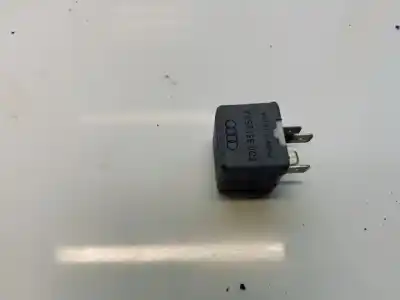 Second-hand car spare part relay for audi a6 avant (4b5) 1.9 tdi oem iam references 8d0951253a  899313000