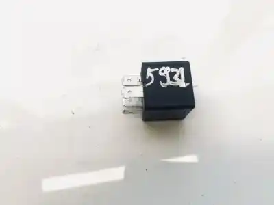 Second-hand car spare part relay for opel zafira a 2.0 dti oem iam references 90464760