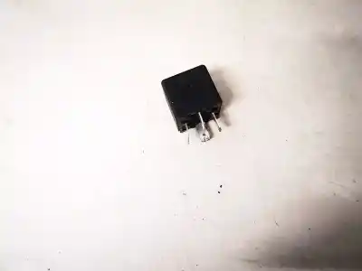 Pezzo di ricambio per auto di seconda mano relè per daewoo leganza 2.0 exclusive riferimenti oem iam 90244312  
