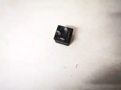 Pezzo di ricambio per auto di seconda mano relè per daewoo leganza 2.0 exclusive riferimenti oem iam 90244312  