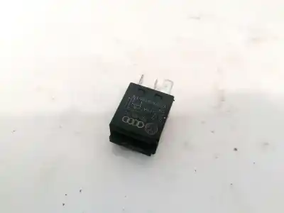 İkinci el araba yedek parçası  için AUDI Q7 (4L)  OEM IAM referansları 8Z0951253  