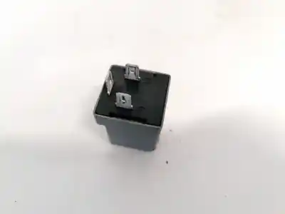 Pezzo di ricambio per auto di seconda mano relè per citroen berlingo 1.9 d multispace riferimenti oem iam 2042103  