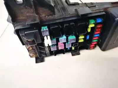 Second-hand car spare part fuse box unit for honda accord vii (cl, cn) 2.0 (cl7) oem iam references   