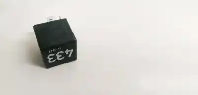 Second-hand car spare part relay for audi a3 (8p) 2.0 16v fsi oem iam references 3d0951253a  v23134-b59-x418
