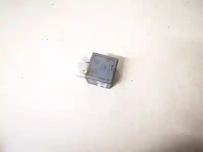 Second-hand car spare part relay for volkswagen passat variant (3b5) 1.9 tdi oem iam references 8d0951253a  v23134-b52-x301