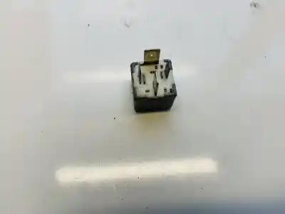 Second-hand car spare part relay for audi a4 avant (b5) 1.9 tdi oem iam references 8d0951253  