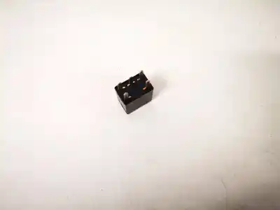 Pezzo di ricambio per auto di seconda mano relè per chrysler 300c (lx, le) 3.0 crd riferimenti oem iam 05269988aa  