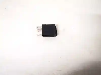 Pezzo di ricambio per auto di seconda mano relè per opel corsa e 1.4 riferimenti oem iam 24435922  702.20