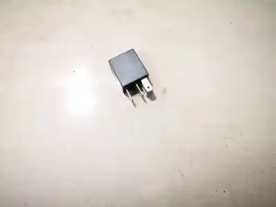 Second-hand car spare part relay for opel corsa e 1.4 oem iam references 90414477  57100
