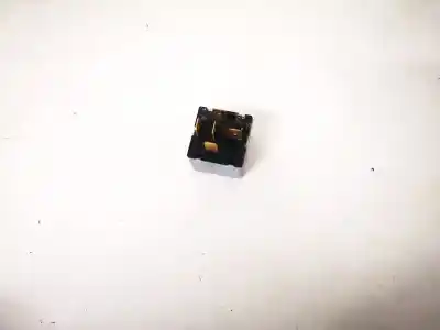 Second-hand car spare part relay for opel corsa e 1.4 oem iam references 24430433  000041797