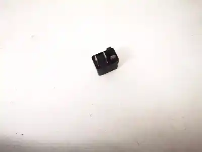 Pezzo di ricambio per auto di seconda mano relè per opel corsa e 1.4 riferimenti oem iam 24435922  702.20