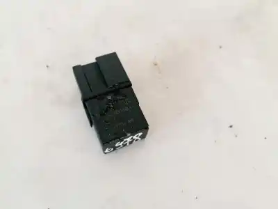 Автозапчастина б/у  для MITSUBISHI SPACE STAR (DG0)  Посилання на OEM IAM MB95338211  