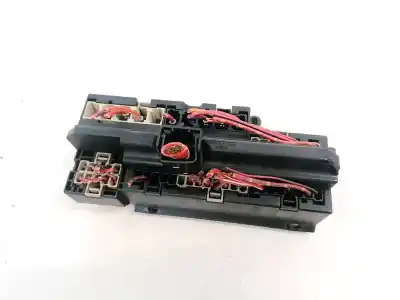 Second-hand car spare part fuse box unit for bmw 7-series, e65 / e66 / e67 /e68 2001.11 - 2008.06 730 d 160kw 2002.10 - 2008.06 oem iam references 69005820  