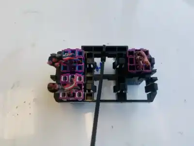 Second-hand car spare part fuse box unit for audi a6 avant (c4) 2.5 tdi oem iam references 443951253aa  