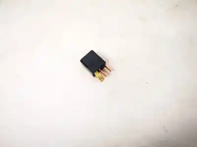 Second-hand car spare part relay for mazda 3 lim. (bl) 1.6 cd diesel cat oem iam references um4667730  