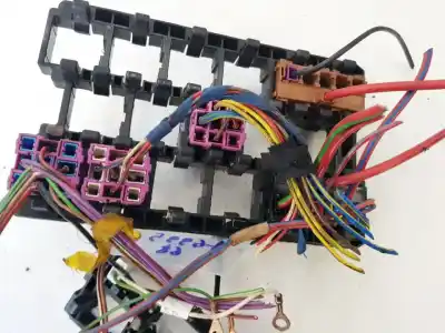 Second-hand car spare part fuse box unit for audi a6 avant (c4) 2.5 tdi oem iam references 0937503a  