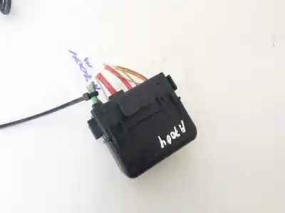 Second-hand car spare part fuse box unit for renault scenic ii 1.5 dci diesel oem iam references   