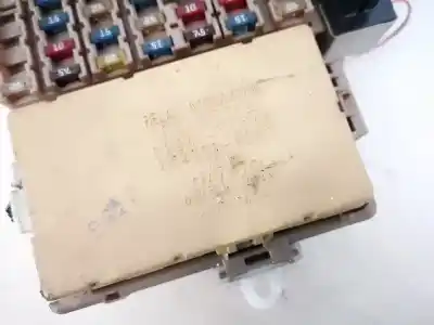 Second-hand car spare part fuse box unit for toyota corolla (e11) 2.0 d-4d linea sol oem iam references 8264113040  82641-13040, 232300-0231