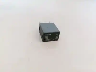 Second-hand car spare part relay for opel insignia a (g09) 2.0 cdti (68) oem iam references 13500114  8385