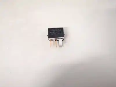 Peça sobressalente para automóvel em segunda mão relé para automóvel por toyota corolla (e11) 2.0 d-4d linea sol referências oem iam 9098702020