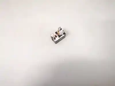 Pezzo di ricambio per auto di seconda mano relè per toyota corolla (e11) 2.0 d-4d linea sol riferimenti oem iam 9098702020  90987-02020, 156700-1930