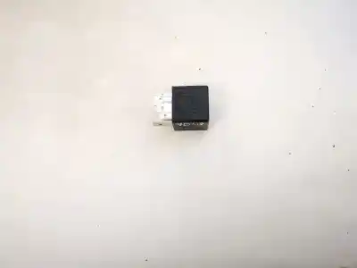 Second-hand car spare part relay for audi a3 (8p) 2.0 tdi oem iam references 3d0951253a  v23134-b59-x418
