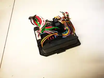 Peça sobressalente para automóvel em segunda mão caixa de fusíveis e relés por nissan qashqai 1.6 16v referências oem iam 284b7jd01a