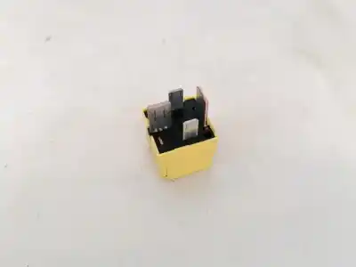 Second-hand car spare part relay for opel astra h twintop (a04) 1.9 cdti (l67) oem iam references 4ra00779306  4ra007793-06, 90226846