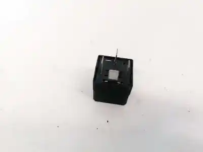Second-hand car spare part relay for opel astra h twintop (a04) 1.9 cdti (l67) oem iam references 13171831  4ra00779105