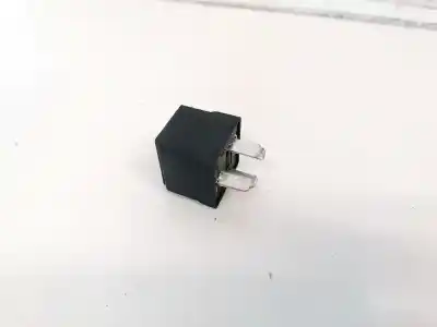 Second-hand car spare part relay for opel astra h twintop (a04) 1.9 cdti (l67) oem iam references 13171831  4ra00779105