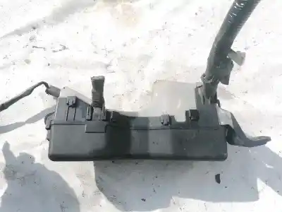 Second-hand car spare part fuse box unit for toyota corolla (e11) 2.0 d-4d linea sol oem iam references   